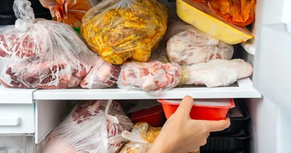 Nhiều thực phẩm kh&ocirc;ng cần cho v&agrave;o tủ lạnh: Dịp Tết kh&ocirc;ng &iacute;t gia đ&igrave;nh đang bảo quản sai c&aacute;ch