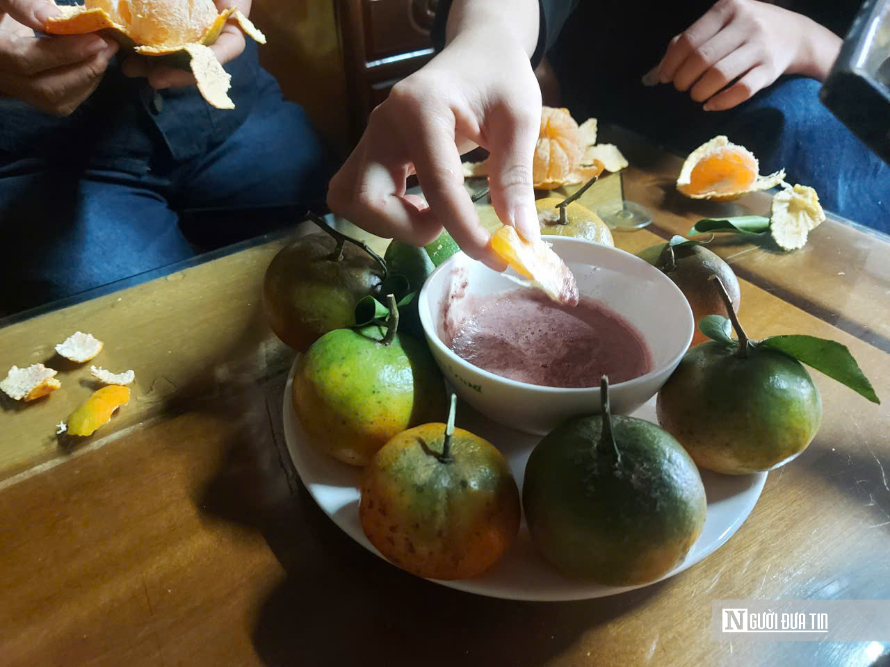 Cam b&ugrave; H&agrave; Tĩnh chấm mắm t&ocirc;m: M&oacute;n ăn tưởng &ldquo;kh&oacute; nuốt&rdquo; lại g&acirc;y thương nhớ- Ảnh 3.