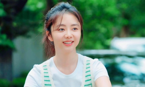 Mỹ nh&acirc;n tuổi Ngọ "chuy&ecirc;n trị" vai thanh xu&acirc;n vườn trường: U40 vẫn như thiếu nữ 25, kh&ocirc;ng nhờ may mắn m&agrave; l&agrave; cả một "hệ thống" kỷ luật- Ảnh 4.