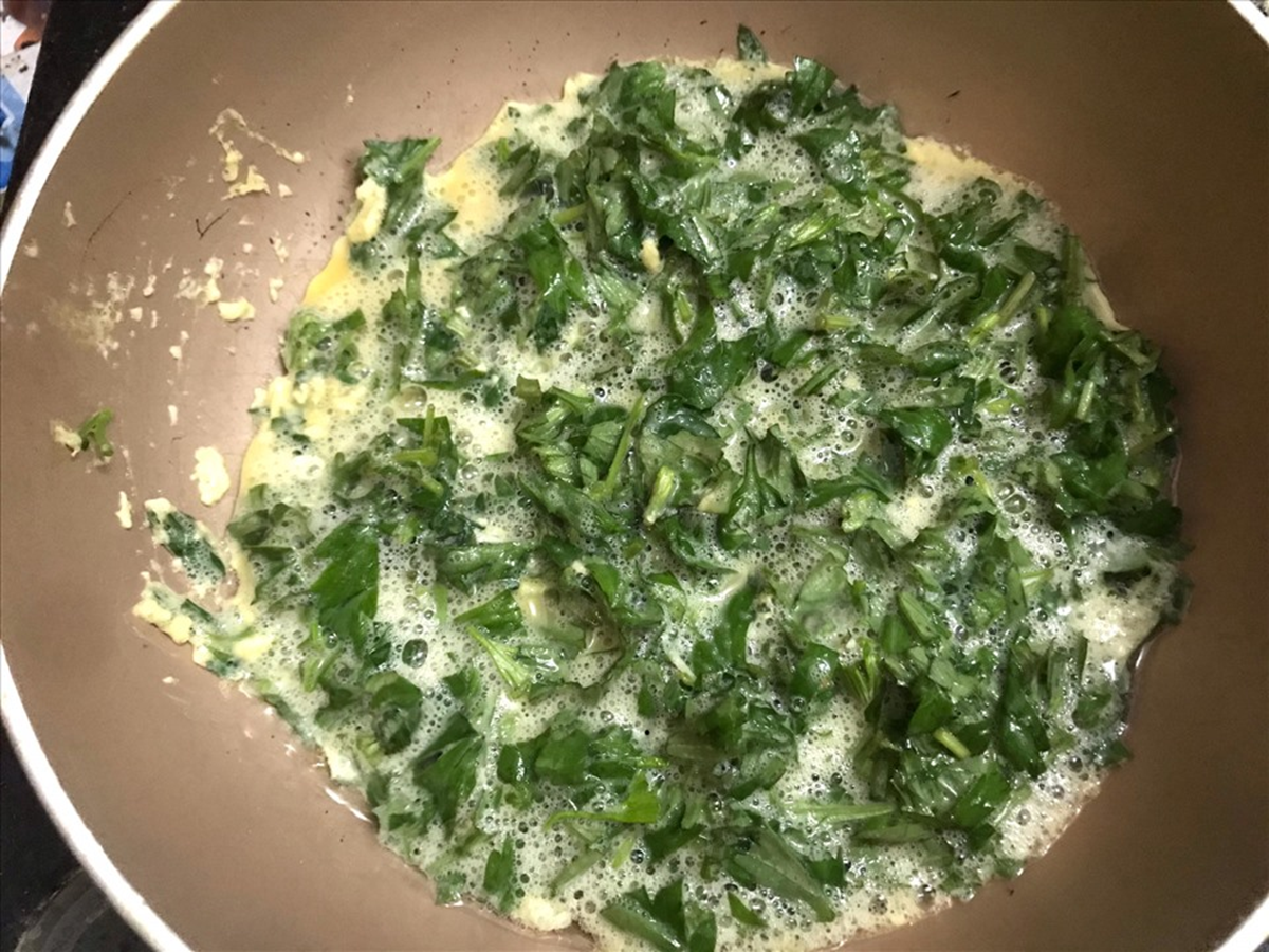 Loại rau mọc dại ở Việt Nam, nước ngo&agrave;i v&iacute; l&agrave; "b&aacute;u vật trời ban"- Ảnh 4.