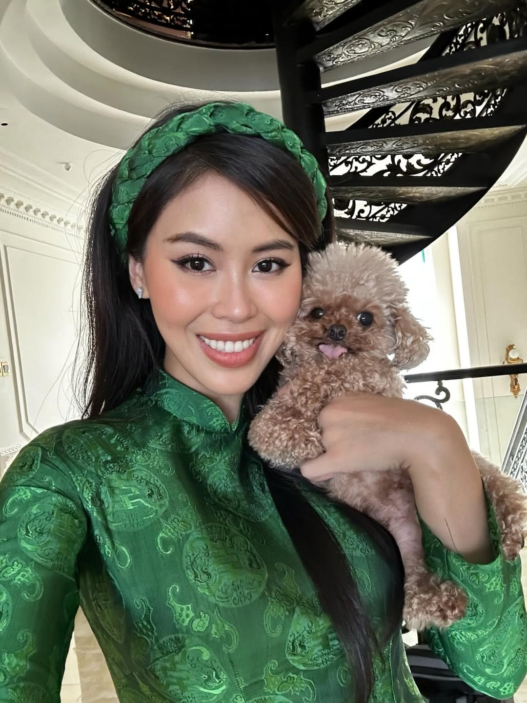 Tiên Nguyễn, Đỗ Hà, Hương Liên: Chấm điểm Tết đầu làm dâu của hội mỹ nhân Việt- Ảnh 4. Tiên Nguyễn, Đỗ Hà, Hương Liên: Chấm điểm Tết đầu làm dâu của hội mỹ nhân Việt- Ảnh 4.