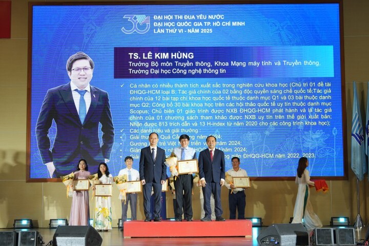 4 gương mặt tuổi Ngọ ti&ecirc;u biểu của ng&agrave;nh Gi&aacute;o dục Việt Nam- Ảnh 3.