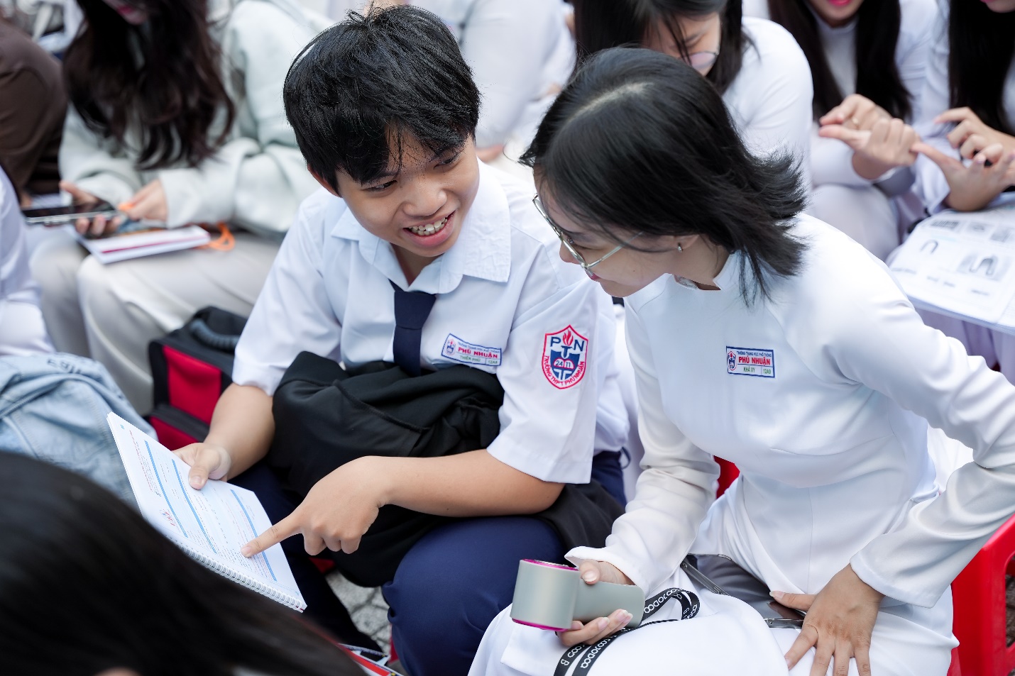 Xét học bổng sớm, chủ động lựa chọn môi trường đại học song ngữ - quốc tế- Ảnh 1. Xét học bổng sớm, chủ động lựa chọn môi trường đại học song ngữ - quốc tế- Ảnh 1.