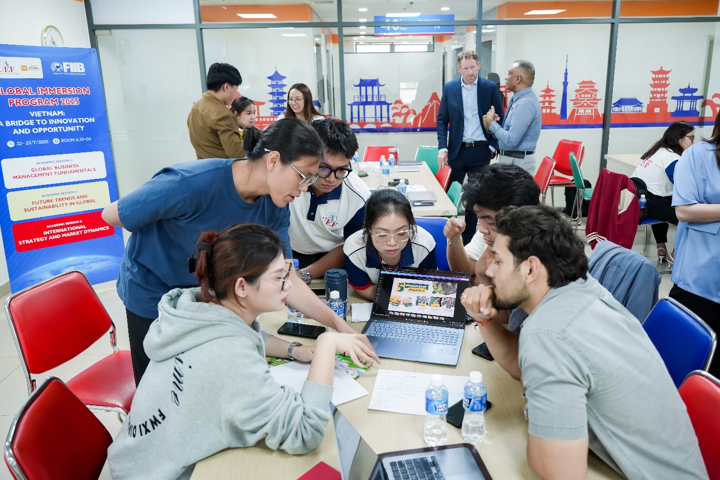 Xét học bổng sớm, chủ động lựa chọn môi trường đại học song ngữ - quốc tế- Ảnh 5. Xét học bổng sớm, chủ động lựa chọn môi trường đại học song ngữ - quốc tế- Ảnh 5.