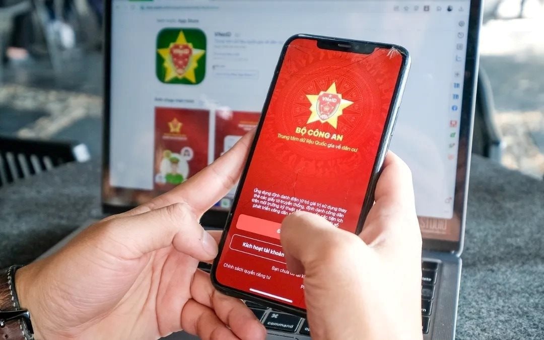 C&ocirc;ng an c&oacute; th&ocirc;ng b&aacute;o quan trọng về ứng dụng VNeID, người d&acirc;n n&ecirc;n thực hiện để đảm bảo quyền lợi- Ảnh 1.