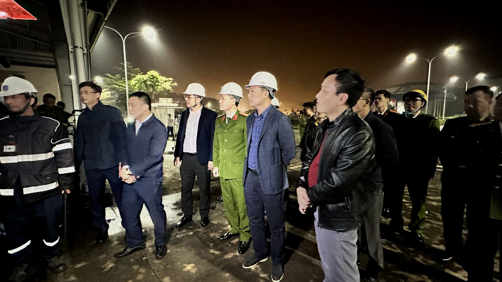 Tin mới nhất vụ em rể n&eacute;m m&igrave;n v&agrave;o nh&agrave; anh vợ ng&agrave;y 2 Tết khiến 10 người bị thương- Ảnh 1.