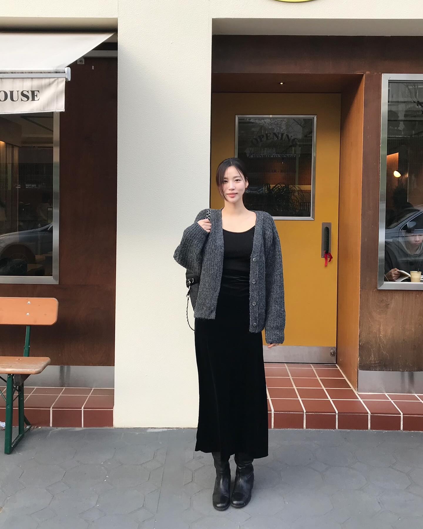 Mẫu chân váy hot nhất Tết này: Mặc lên cực tôn dáng, là bảo chứng cho vẻ ngoài thanh lịch- Ảnh 3.