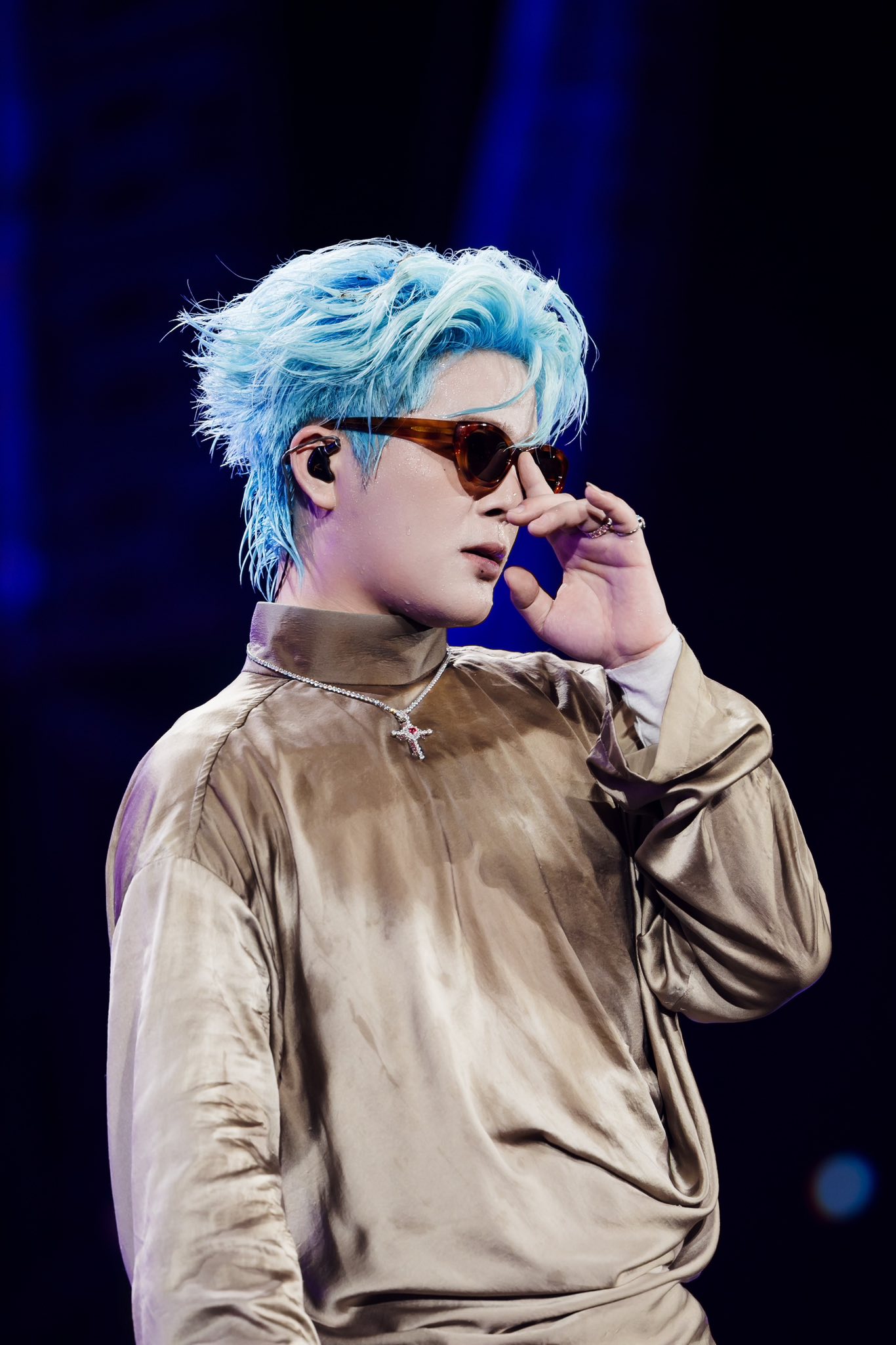 Nam ca sĩ mùng 3 Tết lên Công an phường, gây sốt trang Thông tin Chính phủ- Ảnh 6.