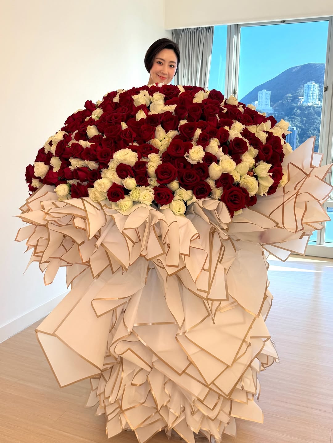 "Kiều nữ chứng kho&aacute;n showbiz" sắp cưới lần 2, h&ocirc;n phu l&agrave; so&aacute;i ca ng&agrave;nh bảo hiểm v&agrave; c&oacute; con ri&ecirc;ng- Ảnh 1.