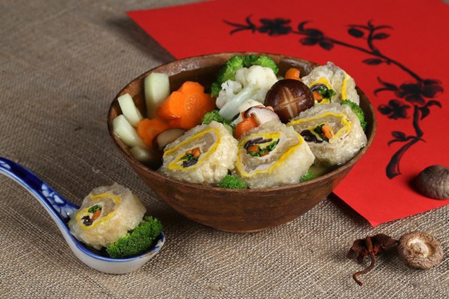 C&aacute;ch chuẩn bị m&acirc;m c&uacute;ng h&oacute;a v&agrave;ng Tết B&igrave;nh Ngọ 2026 đầy đủ v&agrave; chi tiết nhất- Ảnh 4.