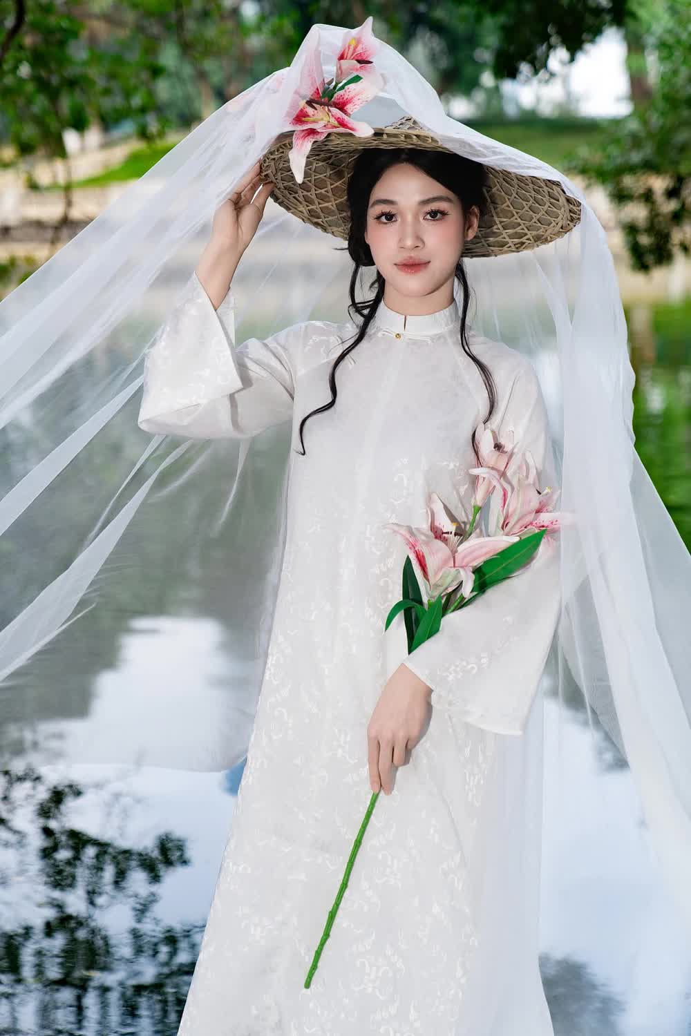 "Thi&ecirc;n thần" mới của b&oacute;ng chuyền Việt Nam xinh đẹp ng&agrave;y Tết, 19 tuổi cao 1m79, visual khiến d&acirc;n t&igrave;nh ngẩn ngơ- Ảnh 1.