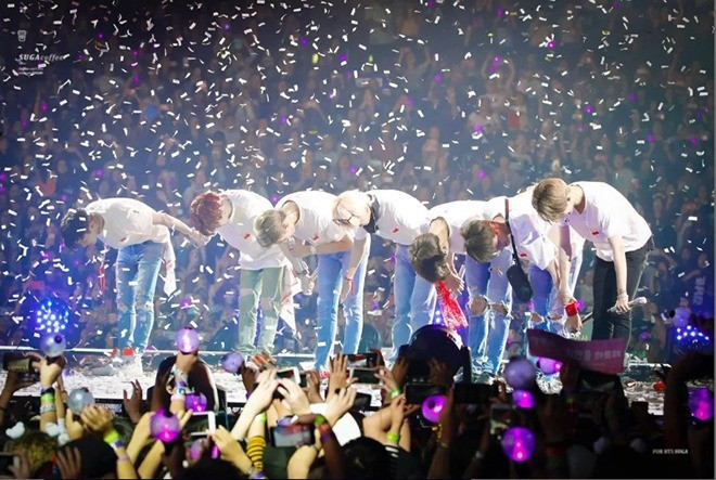 Nh&igrave;n từ việc CEO người H&agrave;n Quốc quỳ lạy kh&aacute;n giả Việt Nam- Ảnh 3.