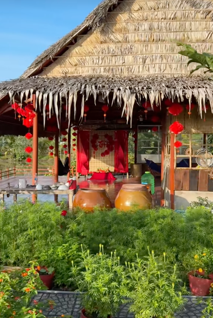 Tết trong khu vườn 3.000m2 ở miền T&acirc;y: Hoa nở rộ khắp vườn, gia chủ chăm ch&uacute;t từng kh&oacute;m hoa từ 2 th&aacute;ng trước- Ảnh 10.