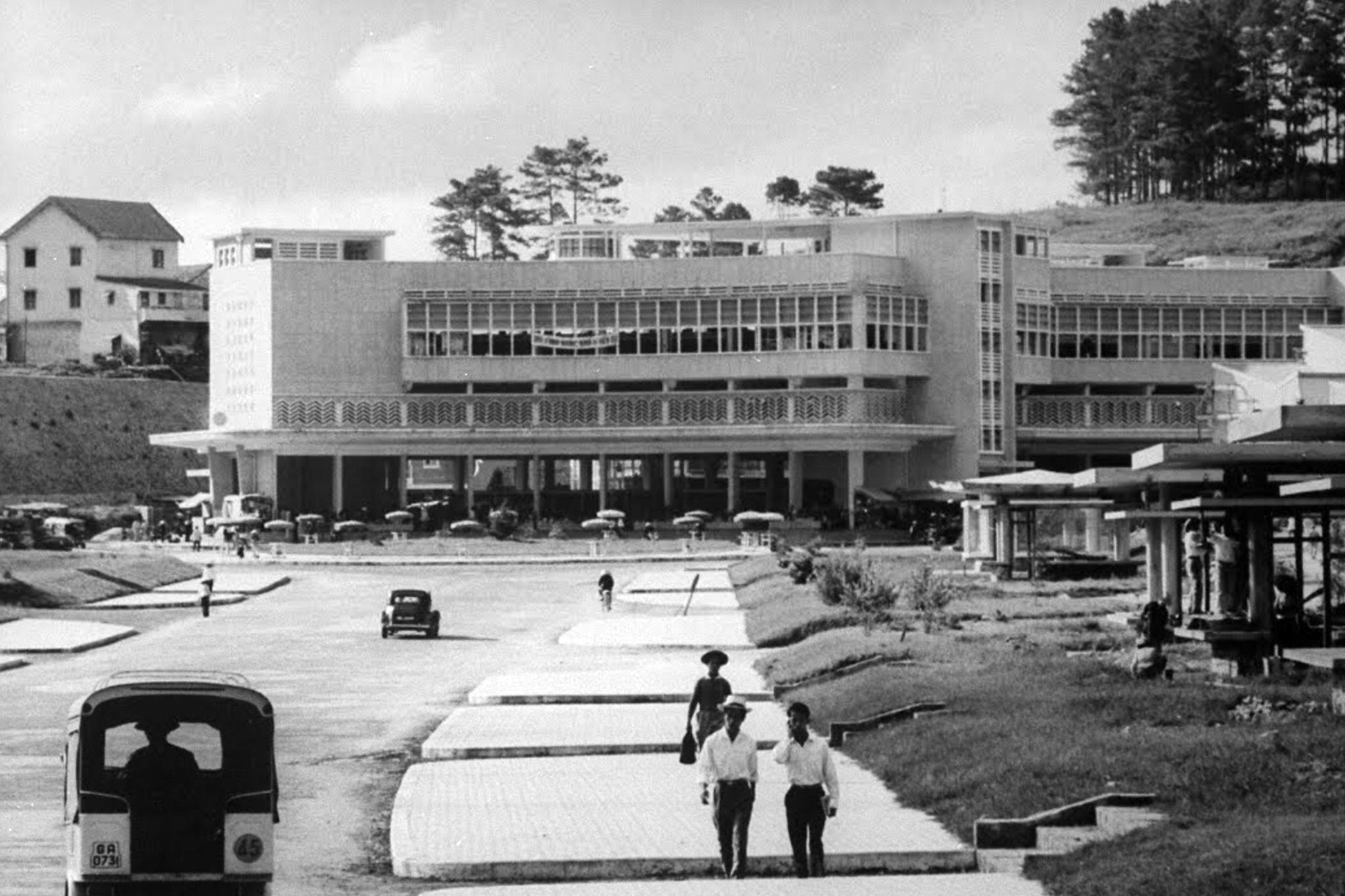 Ảnh độc đ&aacute;o Đ&agrave; Lạt hơn nửa thế kỷ trước v&agrave; đầu năm B&iacute;nh Ngọ 2026- Ảnh 24.