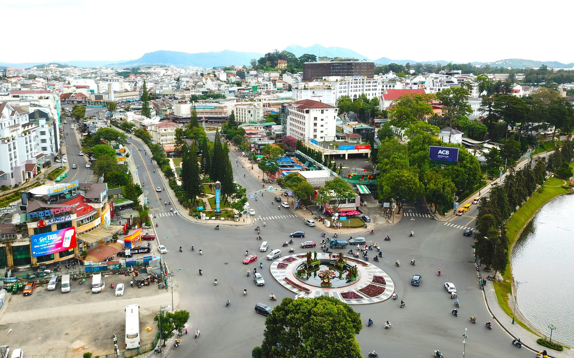 Ảnh độc đ&aacute;o Đ&agrave; Lạt hơn nửa thế kỷ trước v&agrave; đầu năm B&iacute;nh Ngọ 2026- Ảnh 13.