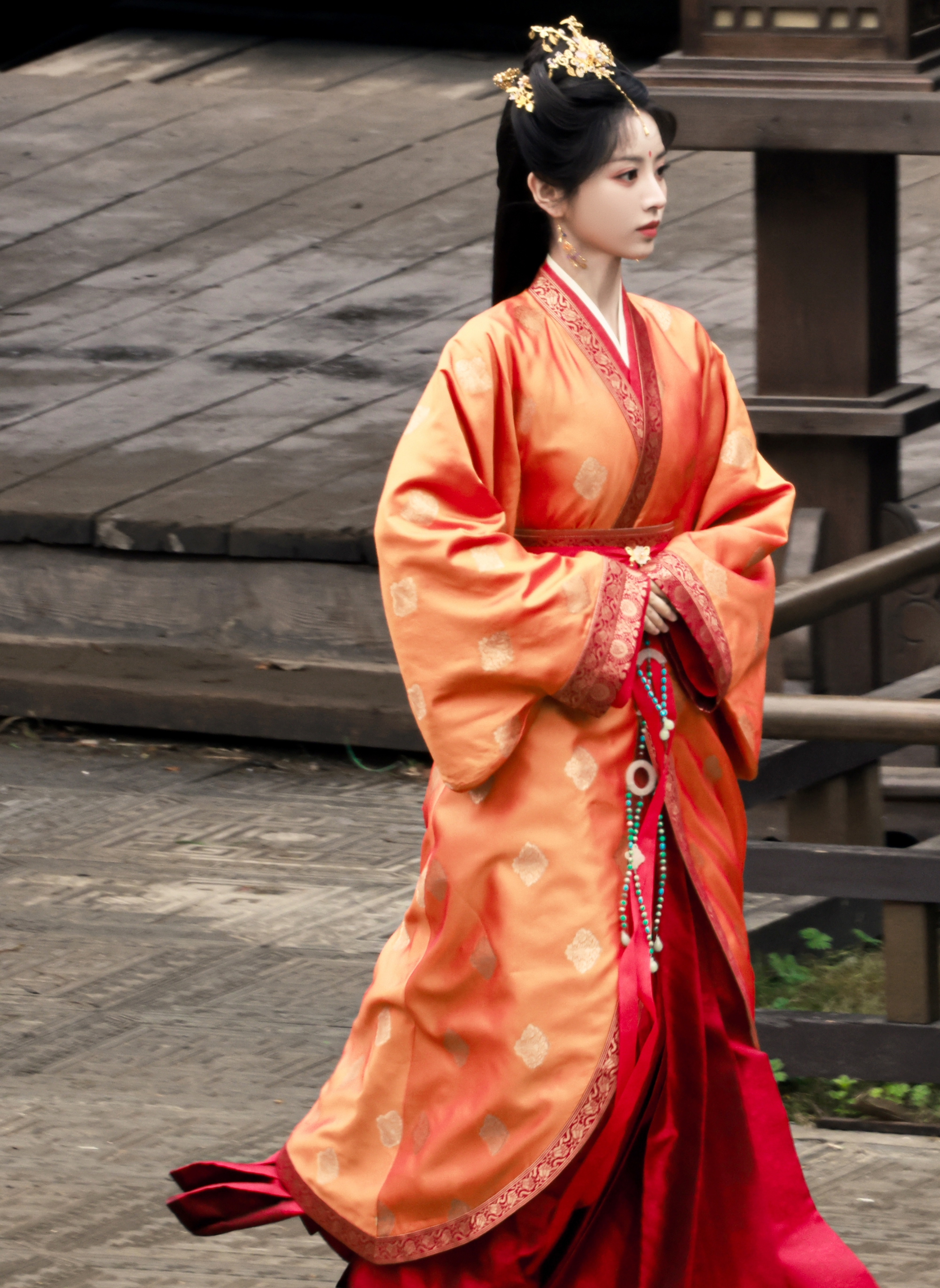 Mỹ nh&acirc;n đẹp nhất m&ugrave;ng 3 Tết đ&acirc;y rồi: Visual cao sang quyền qu&yacute;, trời sinh ngậm th&igrave;a v&agrave;ng trong miệng- Ảnh 5.