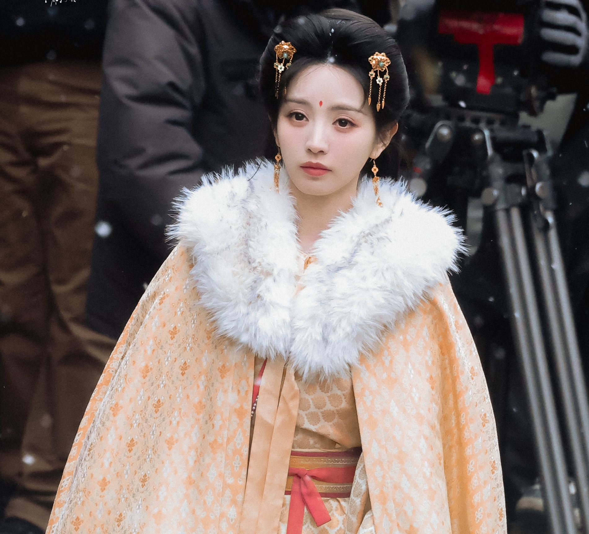 Mỹ nh&acirc;n đẹp nhất m&ugrave;ng 3 Tết đ&acirc;y rồi: Visual cao sang quyền qu&yacute;, trời sinh ngậm th&igrave;a v&agrave;ng trong miệng- Ảnh 3.