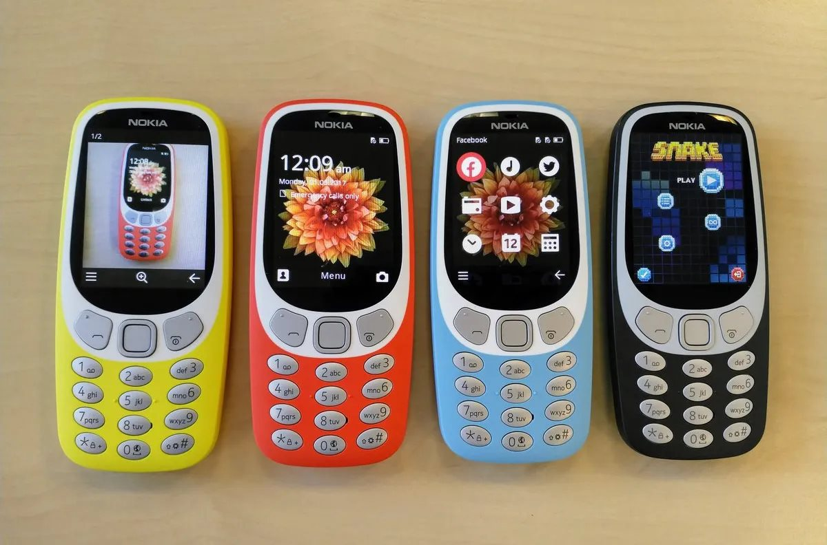 D&ugrave;ng iPhone sang chảnh m&agrave; l&uacute;c n&agrave;o t&ocirc;i cũng mang theo một chiếc điện thoại "cục gạch": Tất cả v&igrave; l&yacute; do n&agrave;y- Ảnh 5.