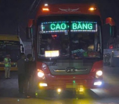 Nh&eacute;t 109 kh&aacute;ch l&ecirc;n xe 45 chỗ chạy tuyến hơn 300km, nh&agrave; xe D-T bị phạt tổng 225 triệu- Ảnh 1.