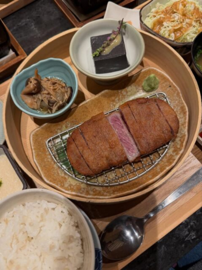 Chấn động m&ugrave;ng 3 Tết: Jennie (BLACKPINK) hẹn h&ograve; với ngoại lệ của showbiz, chi tiết &ldquo;nửa k&iacute;n nửa hở&rdquo; đ&atilde; n&oacute;i l&ecirc;n tất cả?- Ảnh 3.