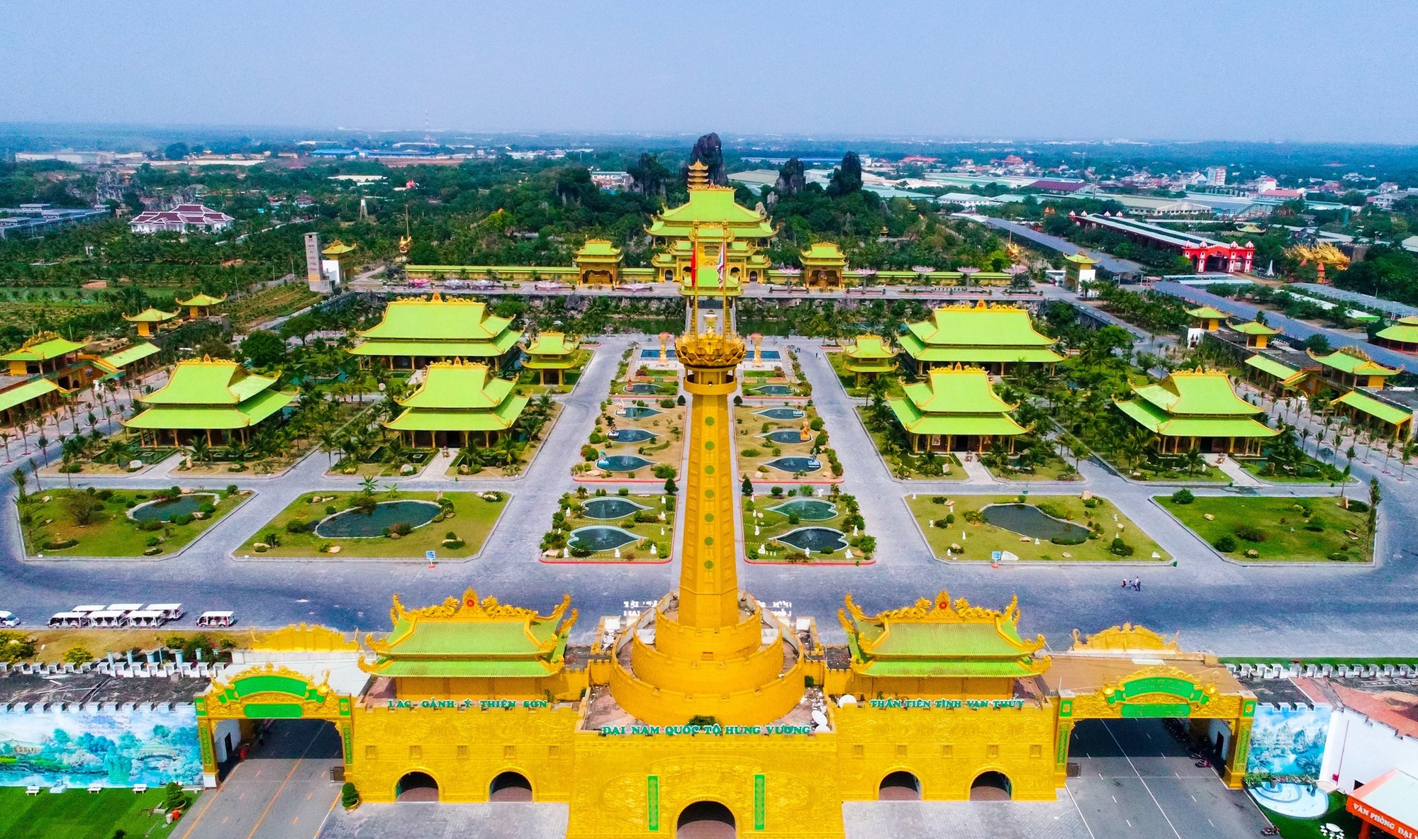 Khu du lịch của vợ chồng b&agrave; Nguyễn Phương Hằng "ph&aacute;t lộc" đ&uacute;ng m&ugrave;ng 3 Tết- Ảnh 4.