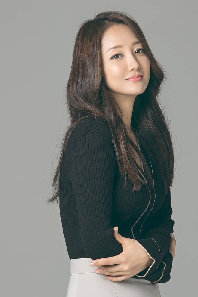 Ngọc nữ showbiz mất chồng, trải qua ca phẫu thuật su&yacute;t nguy kịch- Ảnh 1.