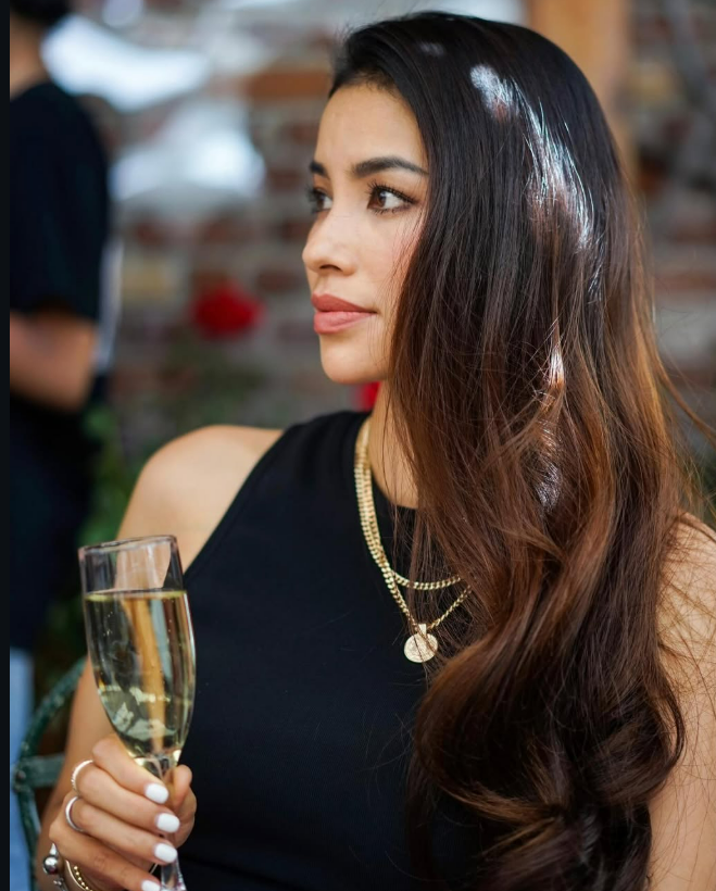 Phạm Hương đ&oacute;n Tết vắng b&oacute;ng chồng doanh nh&acirc;n- Ảnh 4.