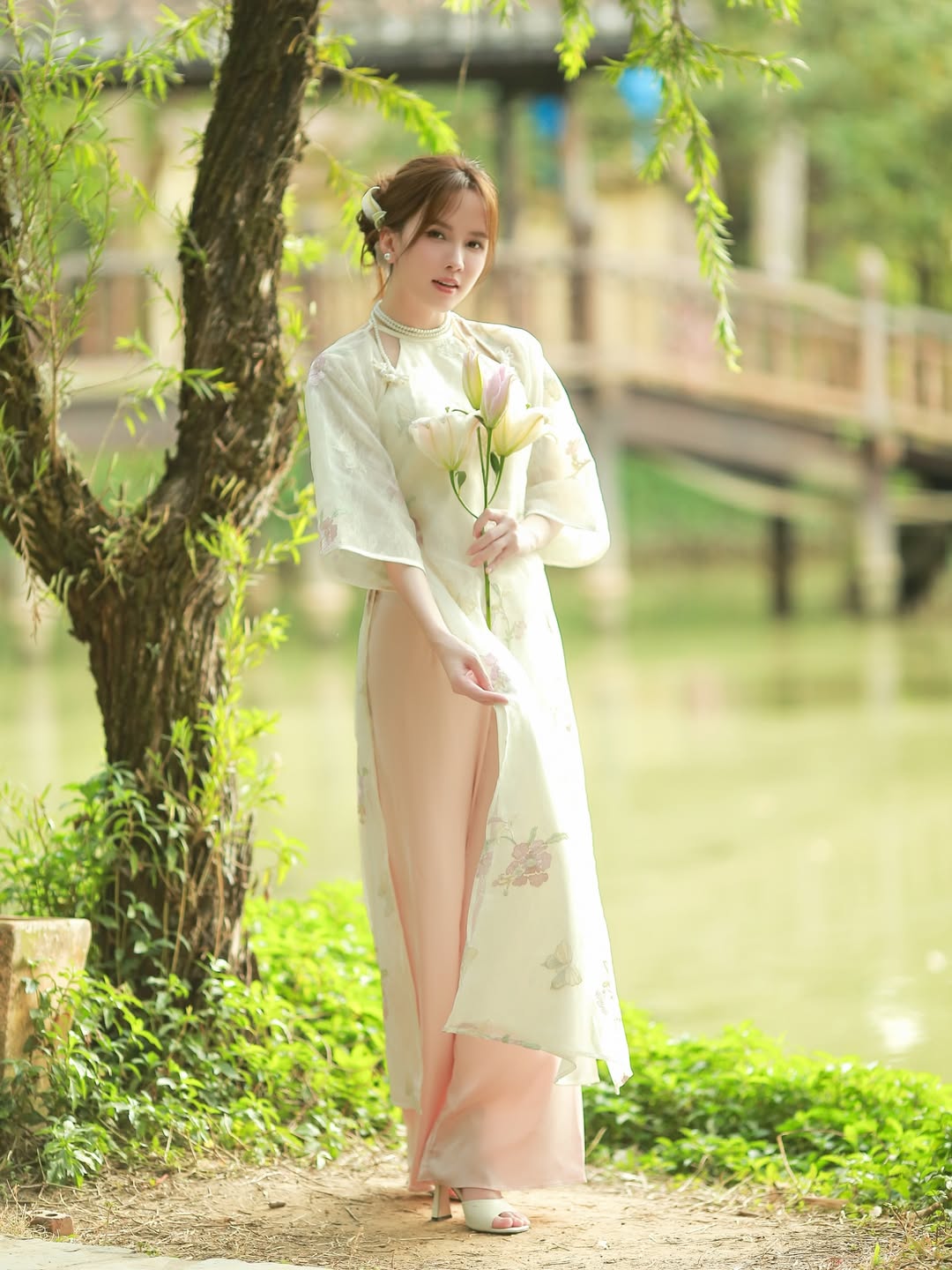 Nh&igrave;n Thiều Bảo Tr&acirc;m tưởng bạn g&aacute;i HIEUTHUHAI- Ảnh 7.