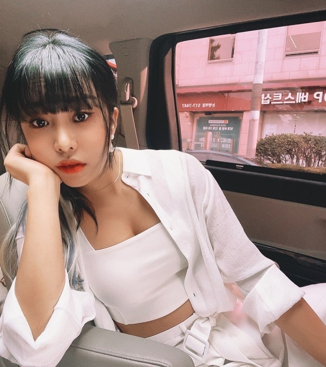 Tr&ugrave;ng tu nhan sắc để ăn Tết, 1 sao nữ mặt mũi biến dạng, sưng phồng như bị 