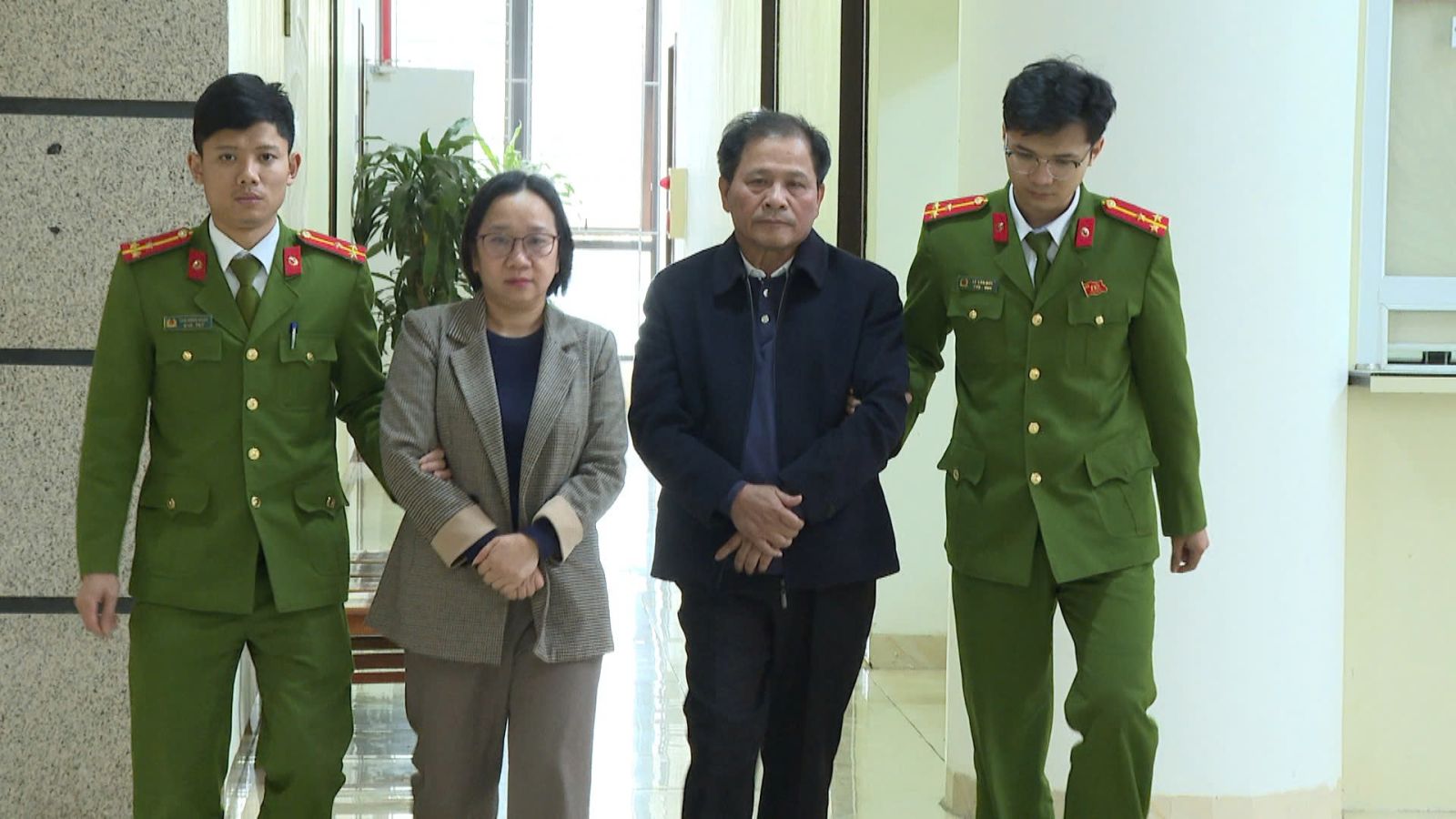 Vụ bắt giám đốc Lê Văn Lưu và kế toán Vũ Thùy Dương: Hé lộ nhiều tình tiết đặc biệt- Ảnh 1. Vụ bắt giám đốc Lê Văn Lưu và kế toán Vũ Thùy Dương: Hé lộ nhiều tình tiết đặc biệt- Ảnh 1.