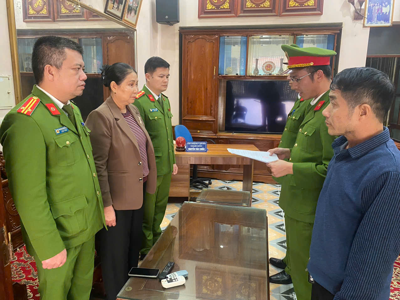 Vụ bắt giám đốc Lê Văn Lưu và kế toán Vũ Thùy Dương: Hé lộ nhiều tình tiết đặc biệt- Ảnh 2. Vụ bắt giám đốc Lê Văn Lưu và kế toán Vũ Thùy Dương: Hé lộ nhiều tình tiết đặc biệt- Ảnh 2.