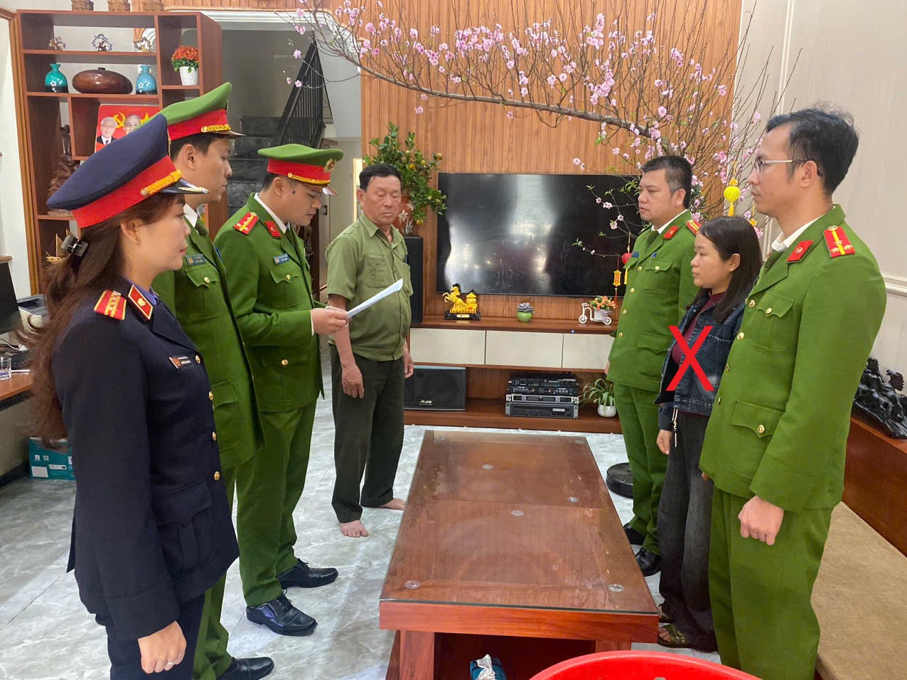 Vụ bắt giám đốc Lê Văn Lưu và kế toán Vũ Thùy Dương: Hé lộ nhiều tình tiết đặc biệt- Ảnh 3. Vụ bắt giám đốc Lê Văn Lưu và kế toán Vũ Thùy Dương: Hé lộ nhiều tình tiết đặc biệt- Ảnh 3.