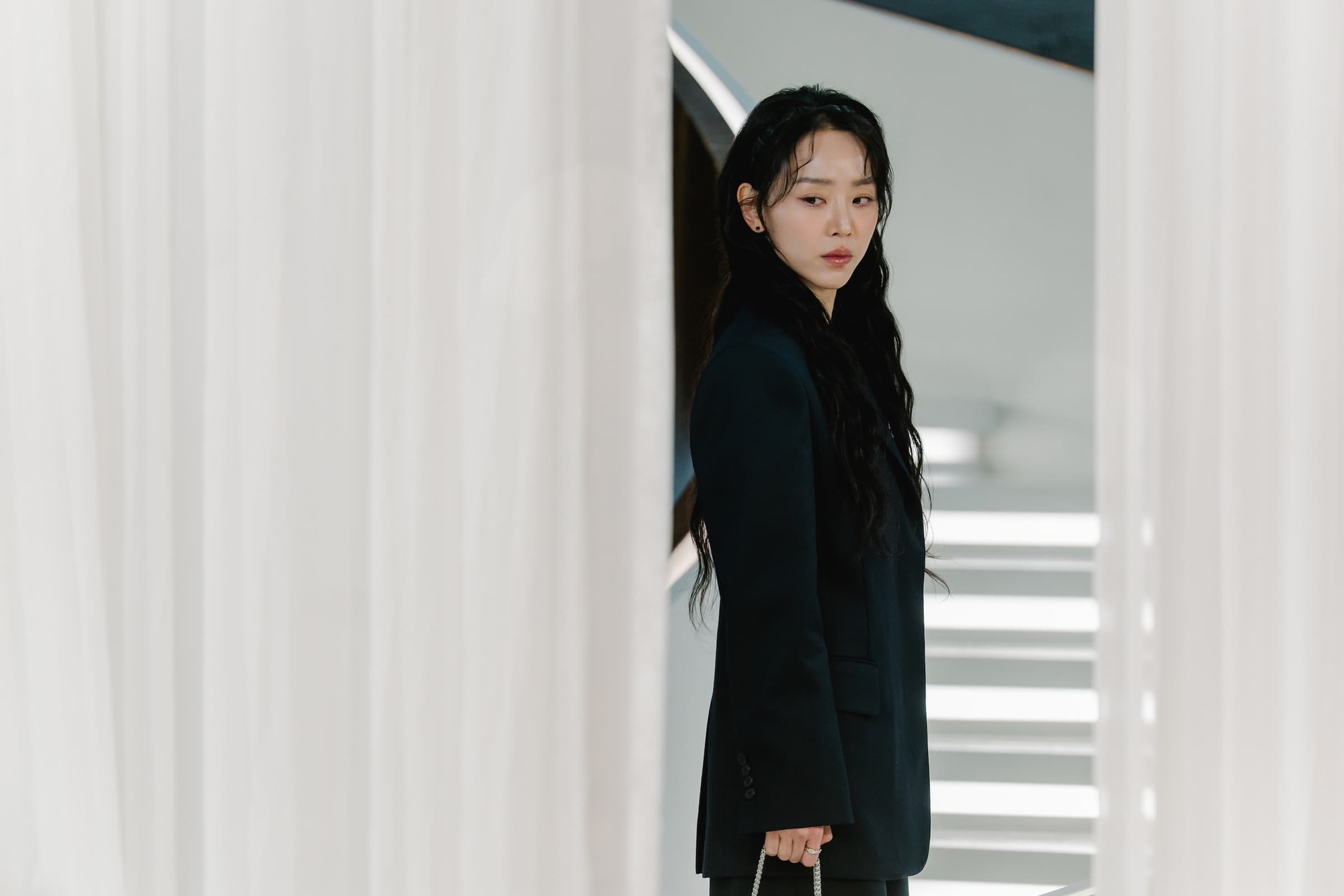 3 ng&agrave;y Tết &ldquo;ngồi c&agrave;y&rdquo; The art of Sarah, t&ocirc;i nhận ra: 5 sự thật trần trụi về t&uacute;i tiền của giới thượng lưu- Ảnh 3.