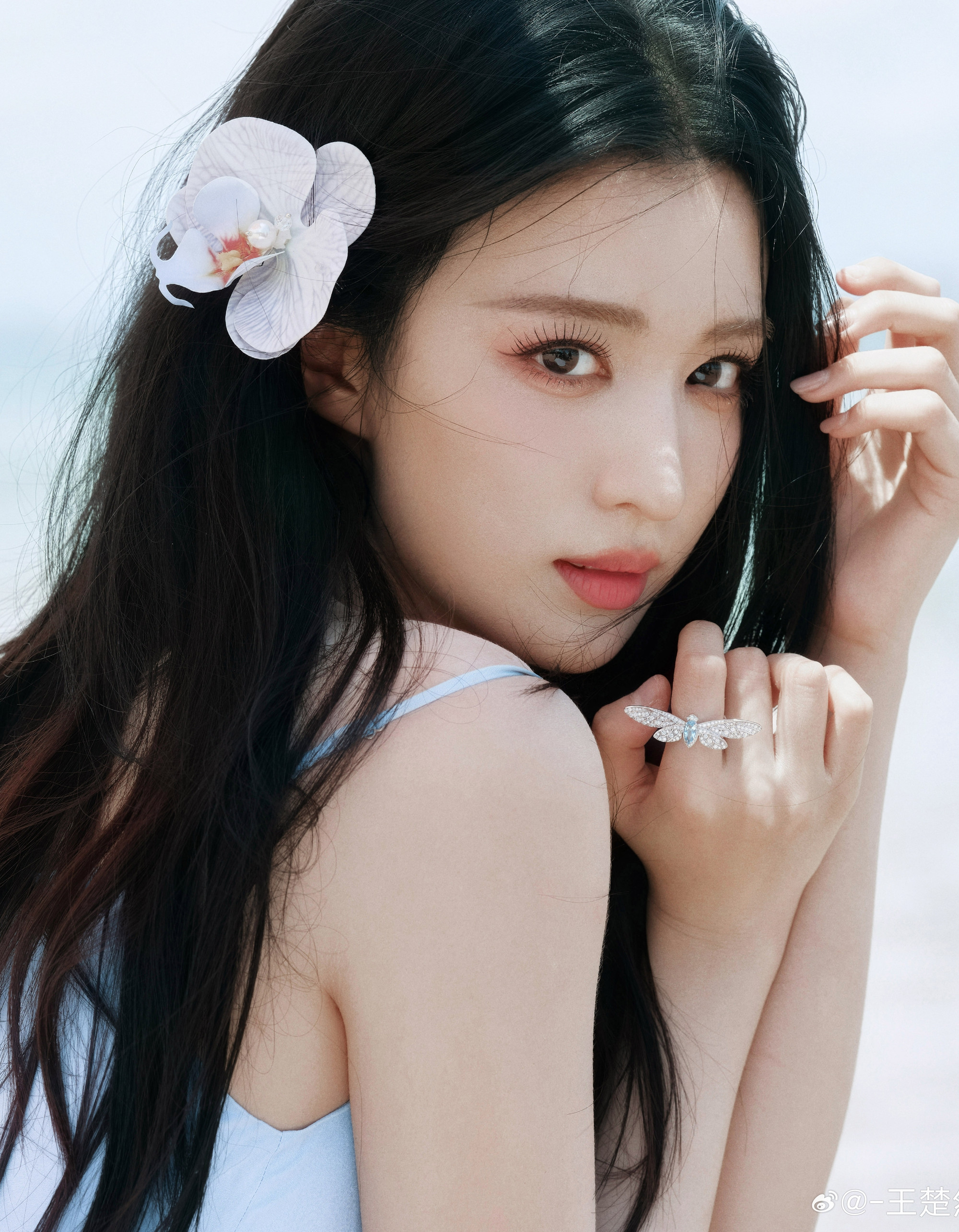 Mỹ nh&acirc;n đổi đời tr&ecirc;n s&oacute;ng đ&agrave;i quốc gia: Visual đẹp đến mức xuất hiện 20 gi&acirc;y tăng 70 ngh&igrave;n người theo d&otilde;i- Ảnh 5.