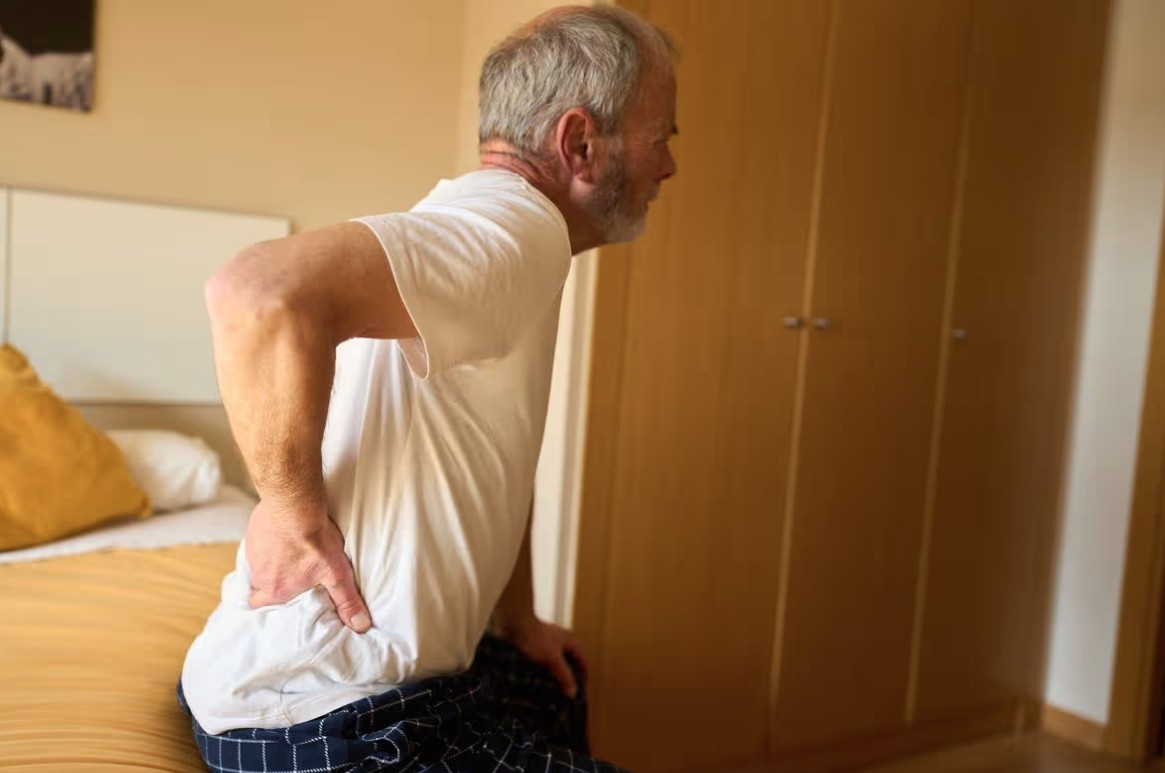 B&aacute;c sĩ ung bướu n&oacute;i thẳng: Nam giới n&agrave;o c&oacute; 2 dấu hiệu n&agrave;y th&igrave; cần đi kh&aacute;m gấp- Ảnh 1.