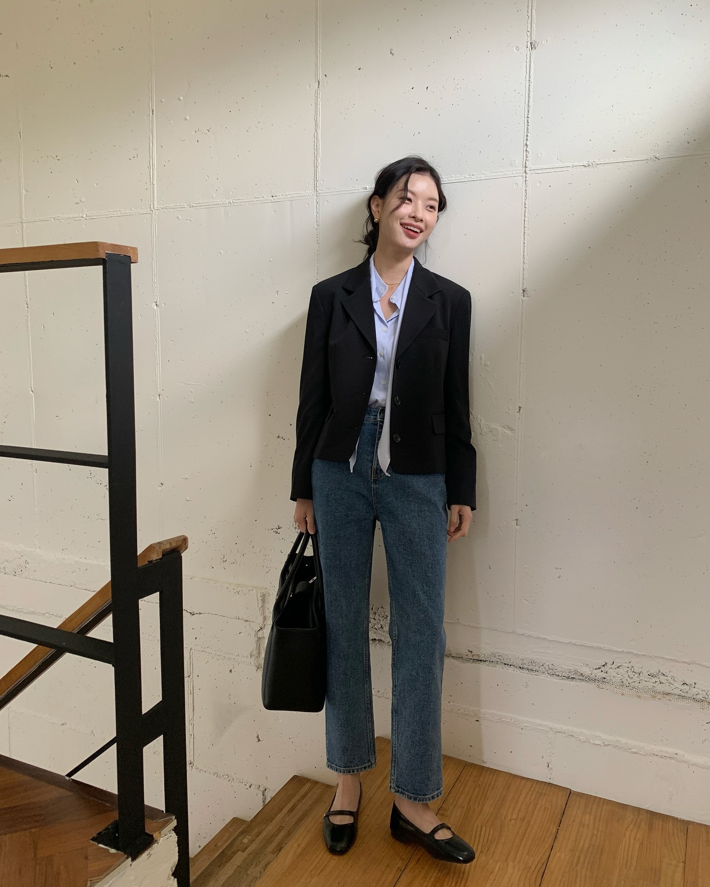 5 món thời trang công sở tôn dáng rất hiệu quả, mặc lên trông vừa cao ráo vừa thon gọn- Ảnh 7. 5 món thời trang công sở tôn dáng rất hiệu quả, mặc lên trông vừa cao ráo vừa thon gọn- Ảnh 7.