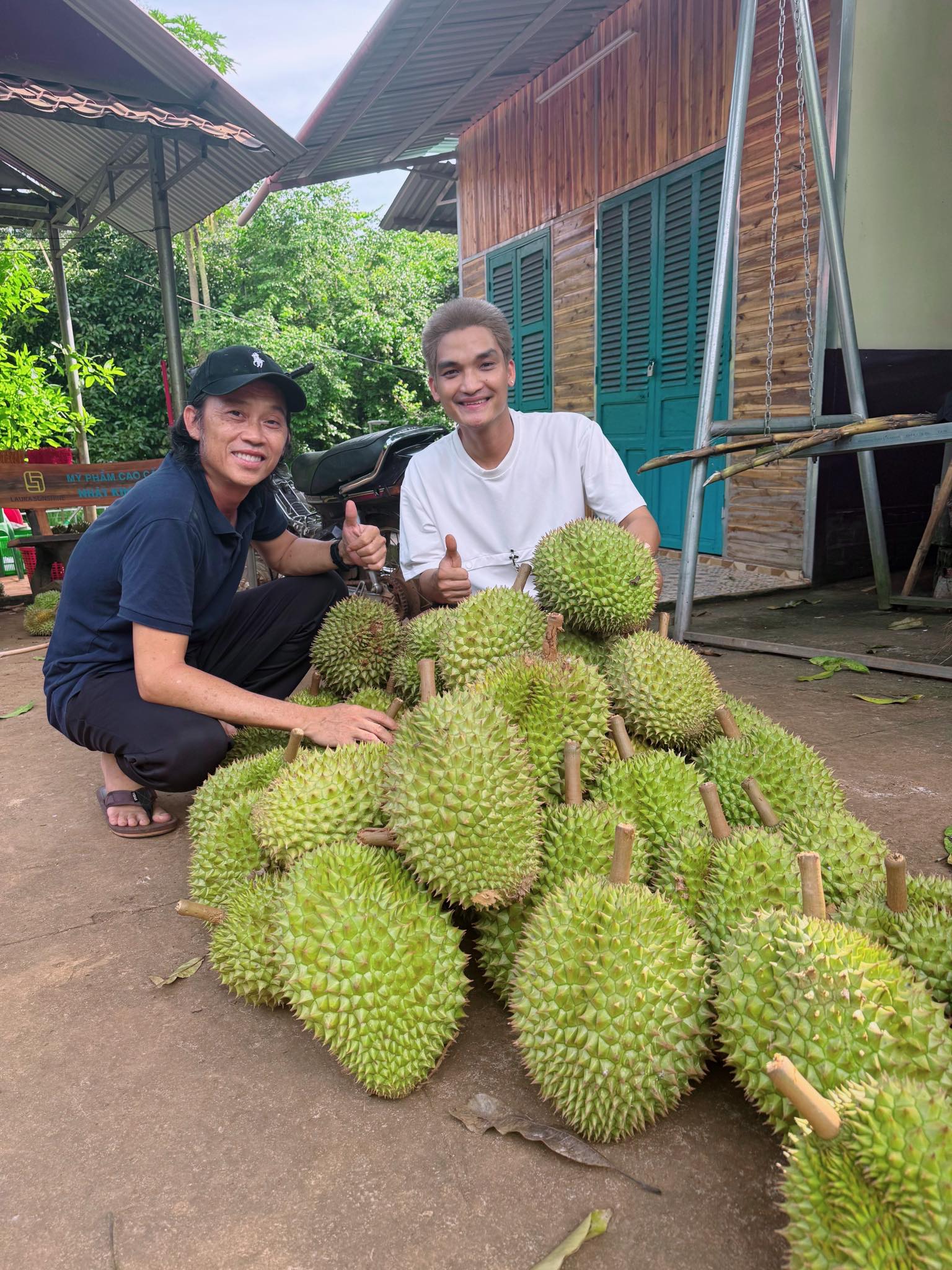 Cuộc sống của 2 