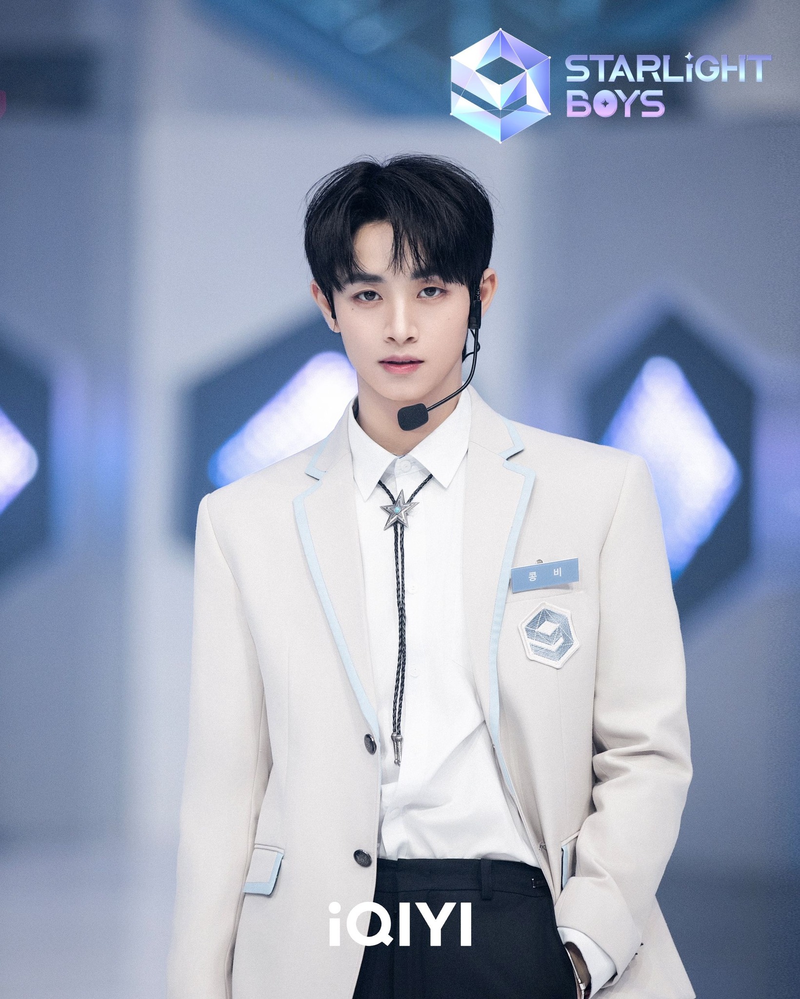 Đề cử đầu ti&ecirc;n đạt 1 triệu vote của WeChoice Awards 2025: T&acirc;n binh Vbiz sống "6 cuộc đời", đắt show ngang ngửa sao hạng A- Ảnh 4.