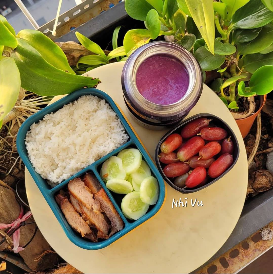 Mẹ TP HCM ph&aacute;t động &ldquo;chiến dịch nấu cơm 15 ph&uacute;t mỗi s&aacute;ng&rdquo; cho con mang đi học, phản ứng của b&eacute; g&aacute;i khiến mẹ ngỡ ng&agrave;ng- Ảnh 8.