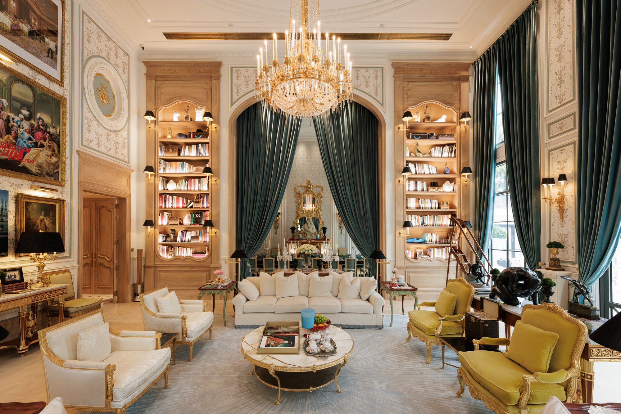 Biệt thự triệu đ&ocirc; ở TP.HCM của Th&aacute;i C&ocirc;ng bị ch&ecirc; 