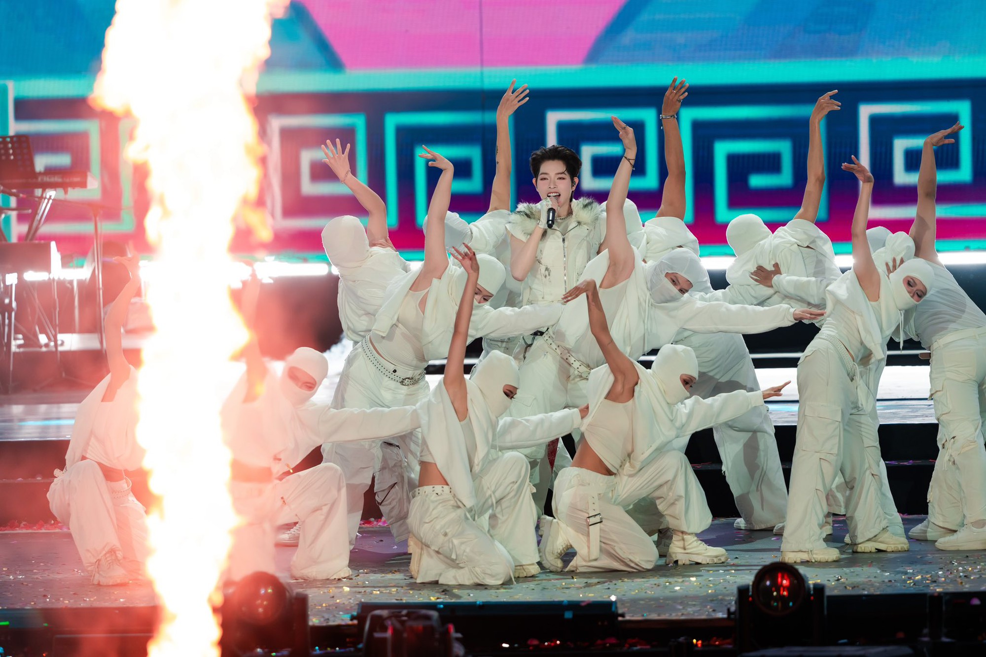 Ho&agrave; Minzy được 