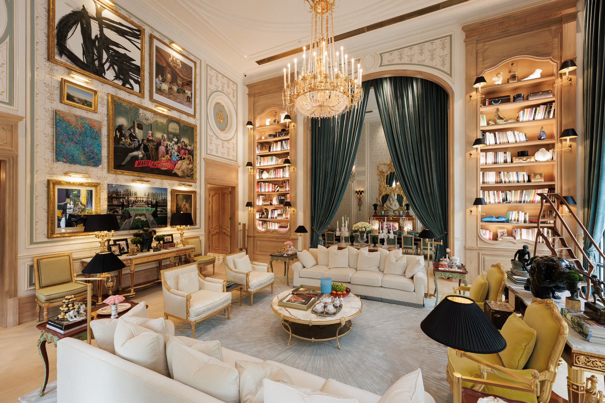 Biệt thự triệu đ&ocirc; ở TP.HCM của Th&aacute;i C&ocirc;ng bị ch&ecirc; 