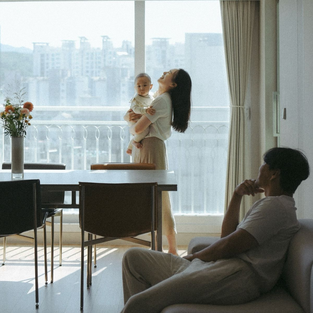 Thu nhập 63 triệu, gia đ&igrave;nh H&agrave; Nội ti&ecirc;u 16 triệu/th&aacute;ng: Bị mỉa mai h&agrave; tiện, nhưng khi biết l&yacute; do ai cũng c&acirc;m n&iacute;n- Ảnh 2.