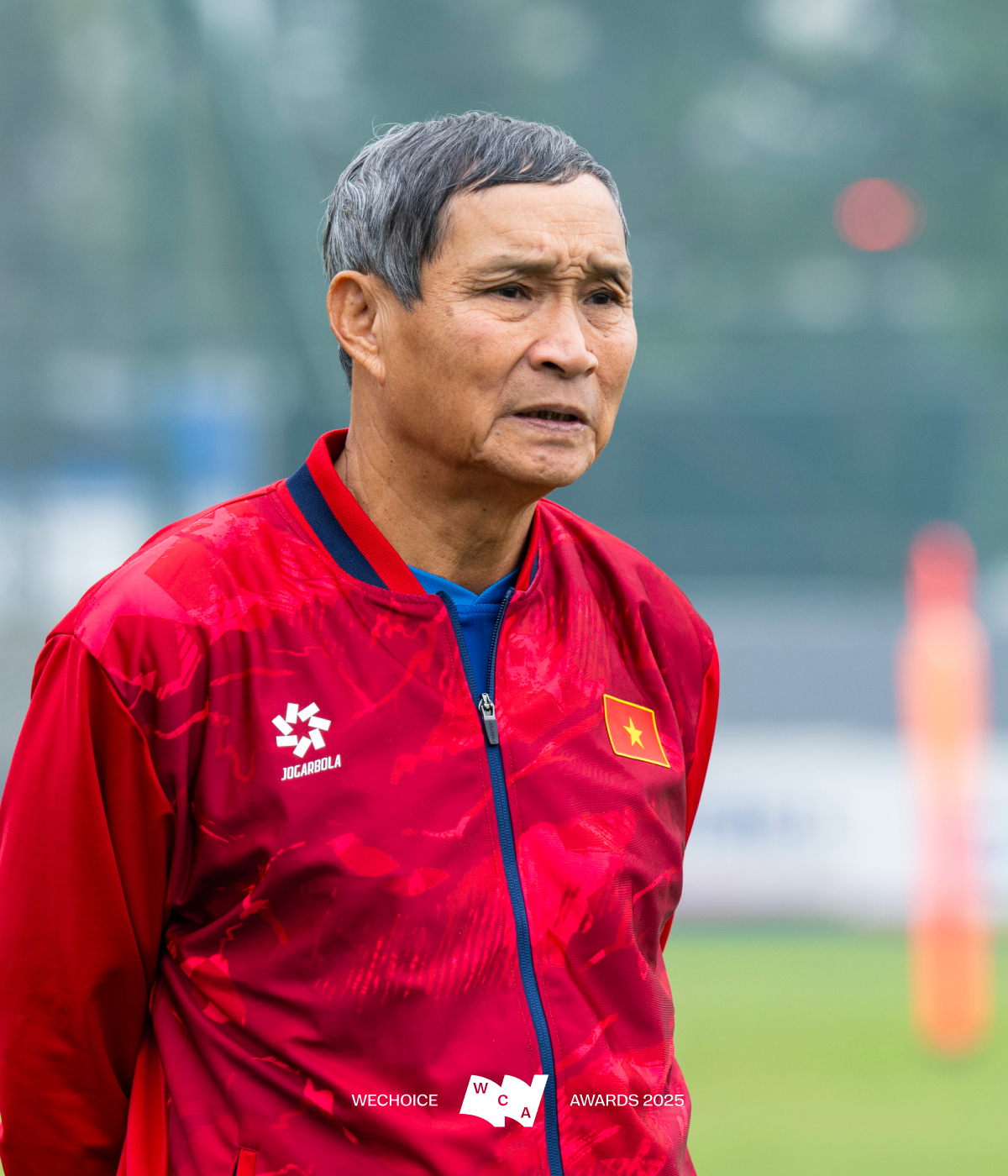 HLV 75 tuổi Mai Đức Chung của đội tuyển nữ Việt Nam: “Thắng thì các con nhận, thua thì bác chịu”- Ảnh 1. HLV 75 tuổi Mai Đức Chung của đội tuyển nữ Việt Nam: “Thắng thì các con nhận, thua thì bác chịu”- Ảnh 1.