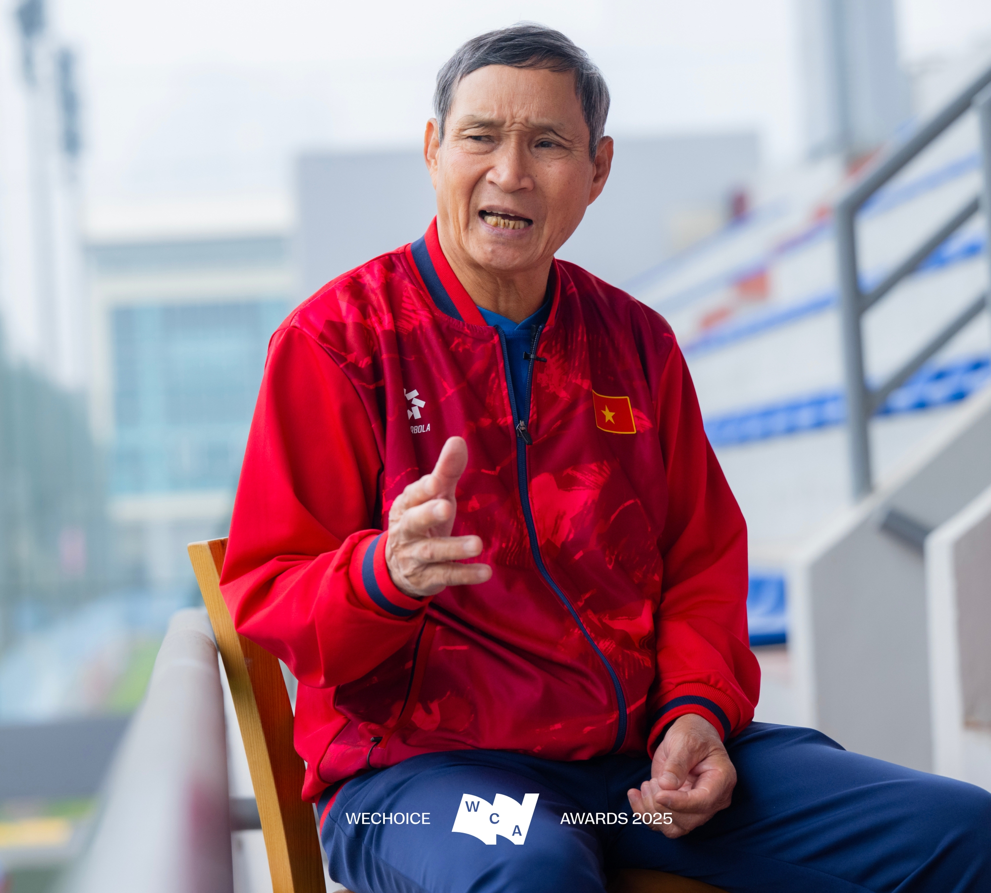 HLV 75 tuổi Mai Đức Chung của đội tuyển nữ Việt Nam: HLV 75 tuổi Mai Đức Chung của đội tuyển nữ Việt Nam: