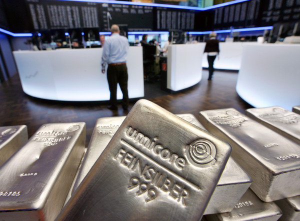 Người phụ nữ bán nhà để mua bạc kiếm đậm hơn 7,1 tỷ đồng trong 5 tháng: “Khi đó người thân bạn bè đều không tin tưởng tôi”- Ảnh 2. Người phụ nữ bán nhà để mua bạc kiếm đậm hơn 7,1 tỷ đồng trong 5 tháng: “Khi đó người thân bạn bè đều không tin tưởng tôi”- Ảnh 2.