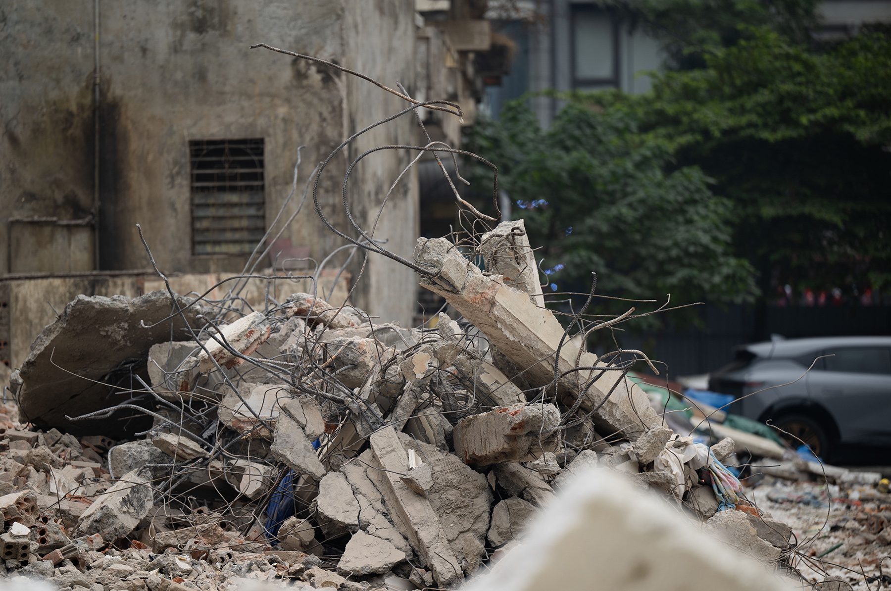 Toàn cảnh người dân Hà Nội tất bật bàn giao mặt bằng đoạn Vành đai 2,5 qua Cầu Giấy- Ảnh 4. Toàn cảnh người dân Hà Nội tất bật bàn giao mặt bằng đoạn Vành đai 2,5 qua Cầu Giấy- Ảnh 4.