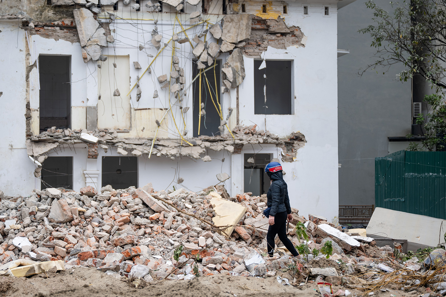 Toàn cảnh người dân Hà Nội tất bật bàn giao mặt bằng đoạn Vành đai 2,5 qua Cầu Giấy- Ảnh 8. Toàn cảnh người dân Hà Nội tất bật bàn giao mặt bằng đoạn Vành đai 2,5 qua Cầu Giấy- Ảnh 8.