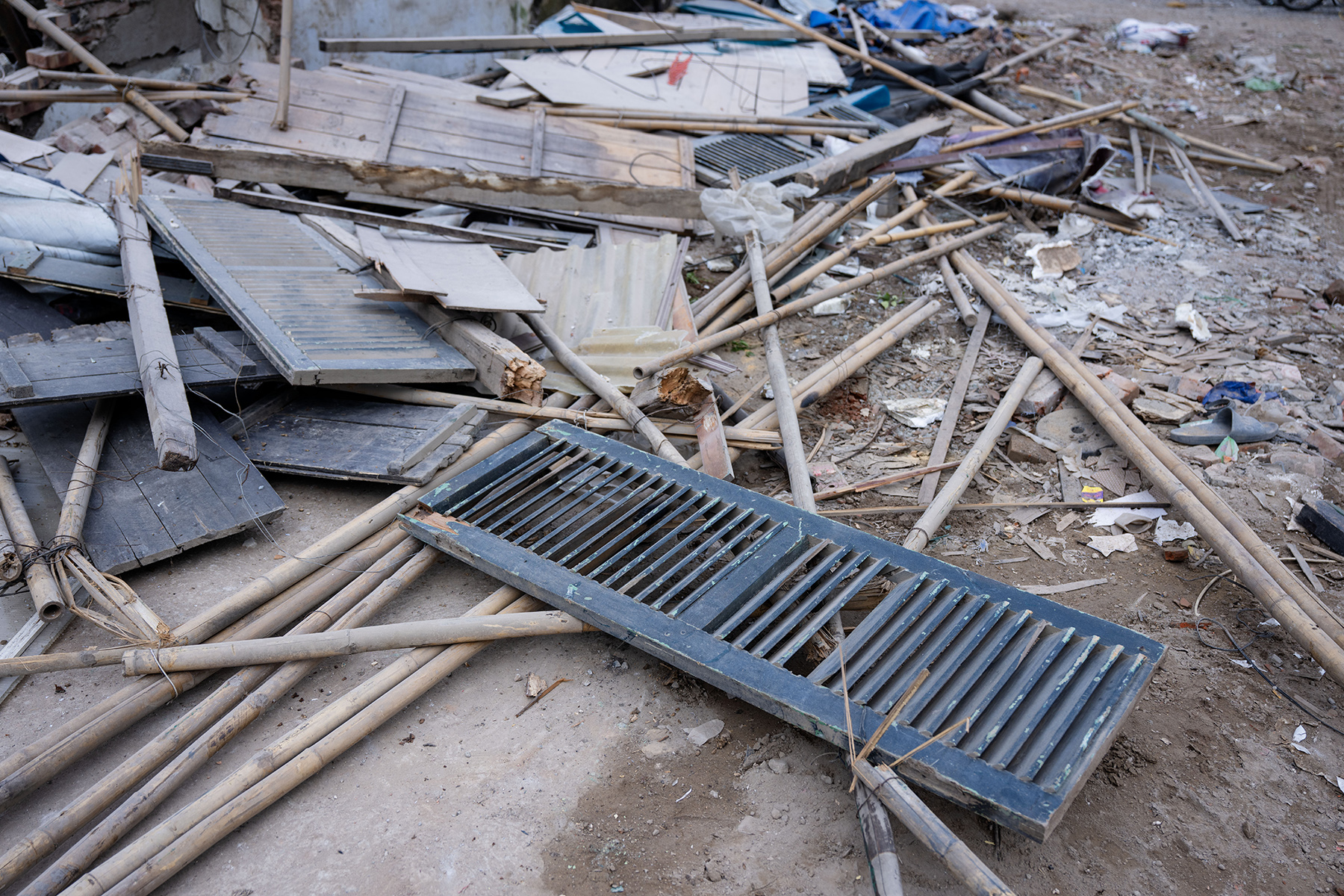 Toàn cảnh người dân Hà Nội tất bật bàn giao mặt bằng đoạn Vành đai 2,5 qua Cầu Giấy- Ảnh 17. Toàn cảnh người dân Hà Nội tất bật bàn giao mặt bằng đoạn Vành đai 2,5 qua Cầu Giấy- Ảnh 17.