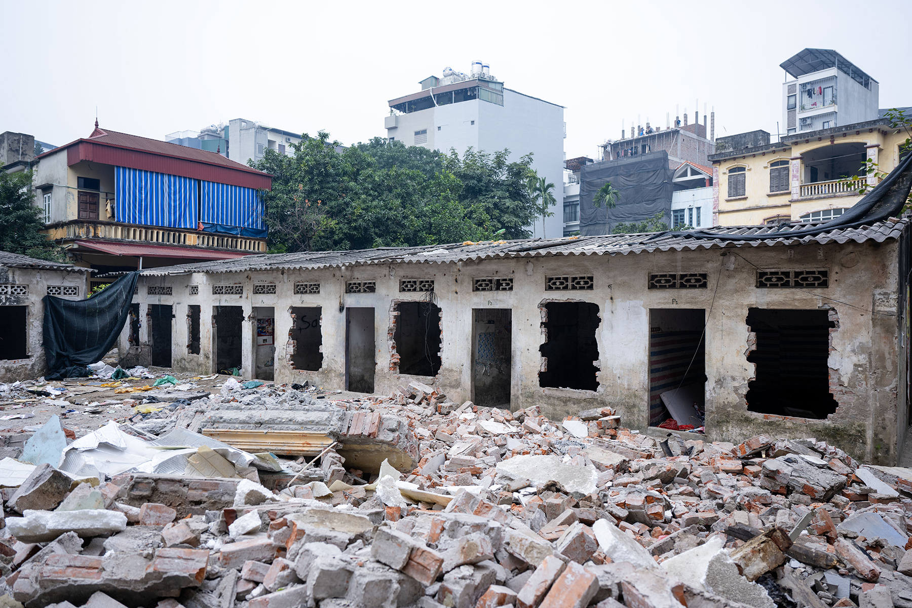 Toàn cảnh người dân Hà Nội tất bật bàn giao mặt bằng đoạn Vành đai 2,5 qua Cầu Giấy- Ảnh 16. Toàn cảnh người dân Hà Nội tất bật bàn giao mặt bằng đoạn Vành đai 2,5 qua Cầu Giấy- Ảnh 16.